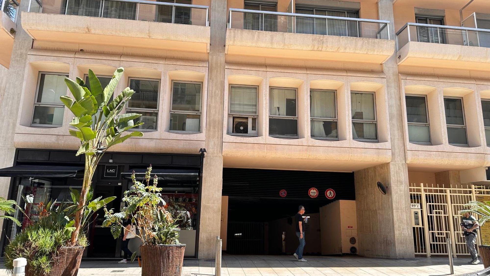 Spacious 3 Bedroom Flat Center - Magnificent View-parking Appartement *